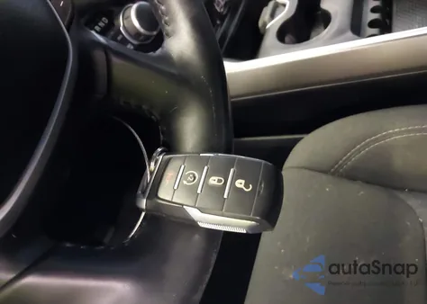 2020 Ram 1500 Big Horn 4X4 6'4 Box из США, поврежденный, VIN 1C6SRFBT9LN371505